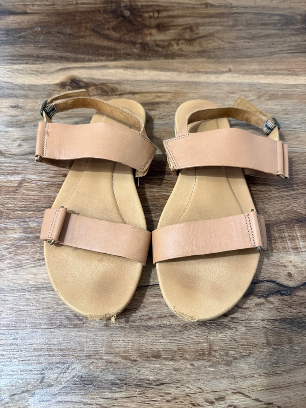 Teva Beige Leather Double-Strap Sandals size 7.5